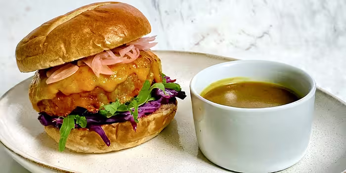 Chicken curry burger Chicken curry burger