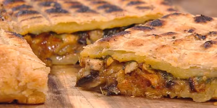 Piri-piri braai chicken pie