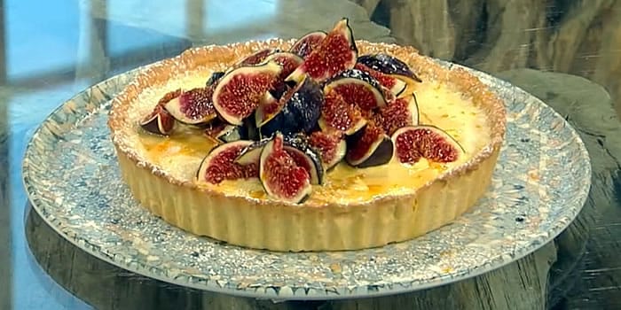 Custard tart with Marsala figs