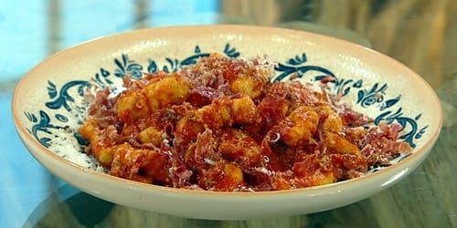 Baked-gnocchi-with-porcini-tomato-and-thyme.jpg