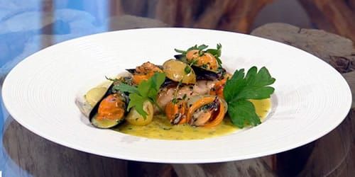 Baked-hake-with-mussels-and-cider.jpg