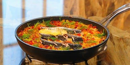 Baked-rice-with-sardines-and-aioli.jpg