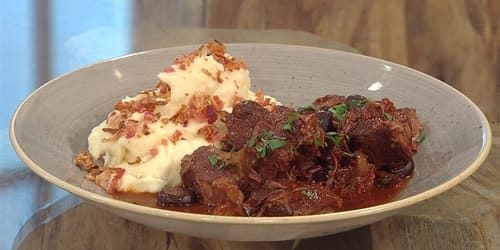 Beef-bourguignon-with-perfect-mash-crispy-onions-and-bacon.jpg
