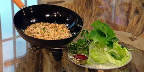 Beef-fried-rice-with-lettuce-and-herbs.jpg