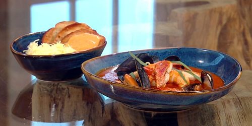 Bouillabaisse-with-rouille-croutons-and-Gruyere.jpg