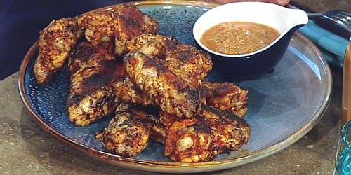 Burnt-pineapple-hot-sauce-with-chicken-wings-2.jpg