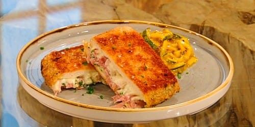 Cheese-and-ham-hock-toastie-with-pickles.jpg
