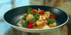Chicken-fricassee-with-pesto-and-sun-blushed-tomatoes.jpg