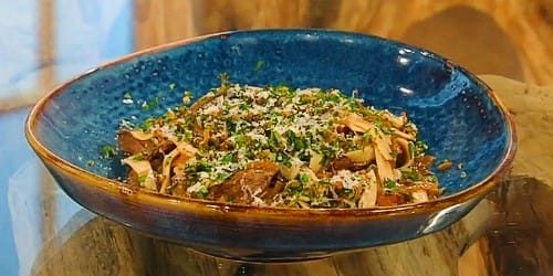 Chicken-liver-tagliatelle-with-crispy-onions.jpg