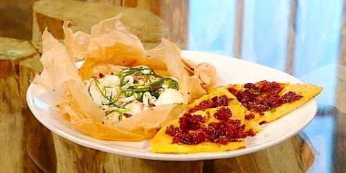 Cod-en-papillote-with-squid-tomato-and-fennel.jpg