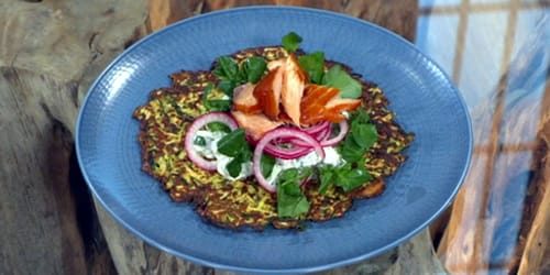 Courgette-fritters-with-smoked-salmon-and-tzatziki-saturdaykitcherecipes.jpg