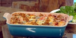 Croziflette-baked-pasta-with-blue-cheese-and-croutons.jpg