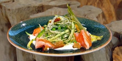 Feta-salmon-and-fennel-summer-salad.jpg