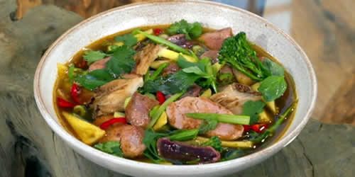 Fragrant-pork-broth-with-kidney-and-liver.jpg