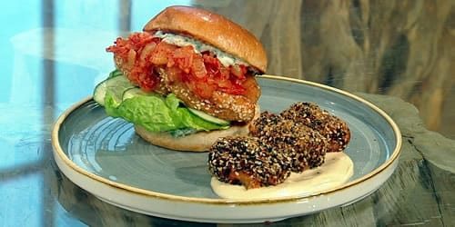 Fried-chicken-and-kimchi-burger-with-croquettes.jpg