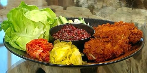 Fried-chicken-with-bread-and-butter-pickles.jpg