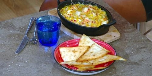Grilled-corn-shrimp-and-cheese-with-corn-chips.jpg