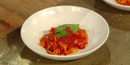 Homemade-pasta-with-tomato-sauce.jpg