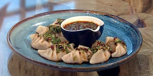 Homemade-pork-and-prawn-dumplings.jpg
