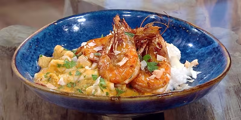 Indonesian-style-seafood-and-coconut-curry-with-coconut-rice.avif