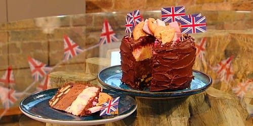 Jubilee-biscuit-cake.jpg