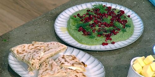 Khachapuri-with-Georgian-walnut-dip.jpg