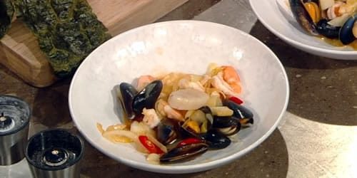 Korean-seafood-broth.jpg