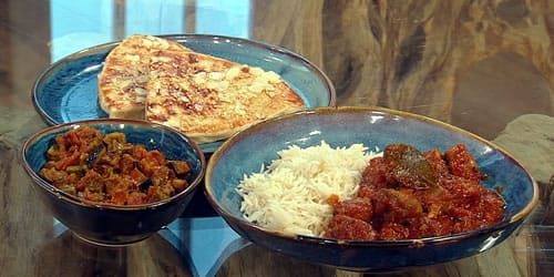 Lamb-madras-with-okra-bhindi-and-peshwari-naan.jpg