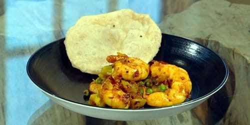 Lau-chingri-prawns-with-bottle-gourd.jpg