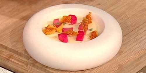 Lemon-thyme-pana-cotta-with-honeycomb.jpg