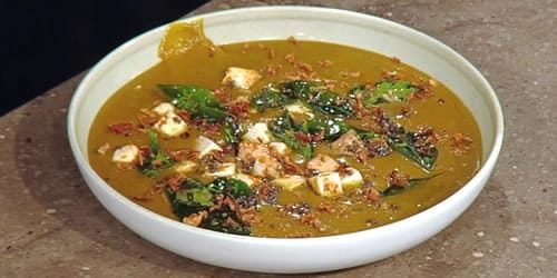 Lentil-and-onion-soup-with-crispy-paneer-tarka-1.jpg
