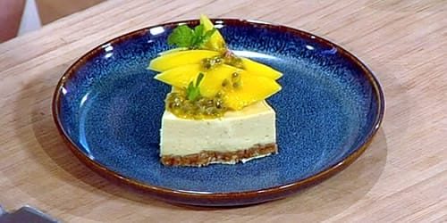 Mango-white-chocolate-and-passion-fruit-vegan-cheesecake.jpg