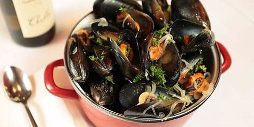 Moules-marinieres-with-apple-cider-and-onions-Rachel-Khoo-recipes.jpg