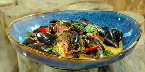 Mussels-moilee-with-lemon-vermicelli-upma.jpg