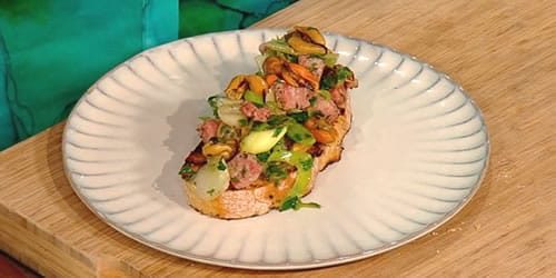 Mussels-morteau-sausage-and-leeks-on-sourdough.jpg
