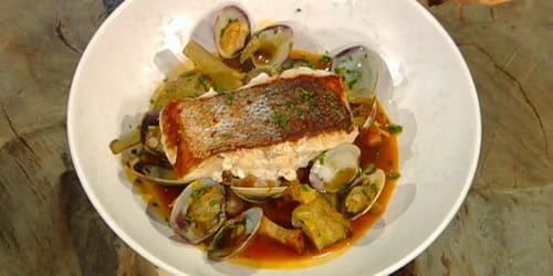 Pan-fried-hake-with-stewed-artichokes-and-clams.jpg