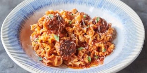 Pappardelle-with-meatballs.jpg