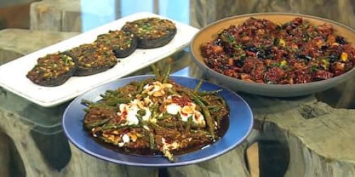 Pomegranate-and-aubergine-salad-with-harissa.jpg