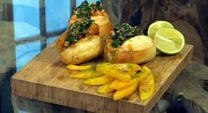 Prawn-banh-mi-mini-baguettes-300x164.jpg