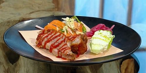 Pulled-pork-with-asparagus-slaw-and-blue-cheese-dressing.jpg