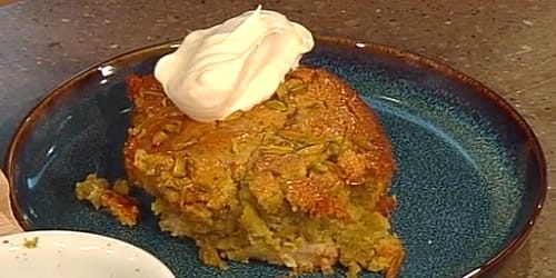 Rhubarb-and-pistachio-tart.jpg