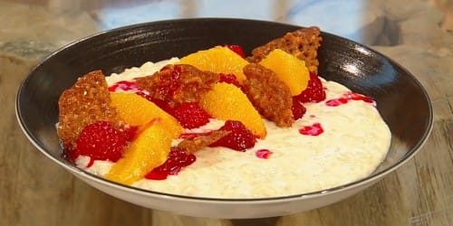Rice-pudding-with-brandy-snaps.jpg