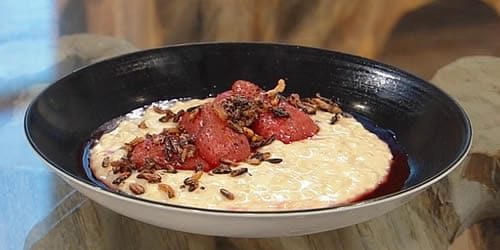 Rice-pudding-with-strawberries-and-puffed-rice.jpg