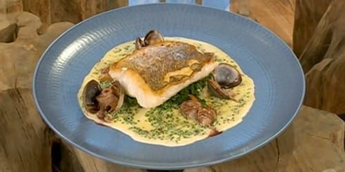 Roast-hake-cockles-in-beef-sauce.jpg