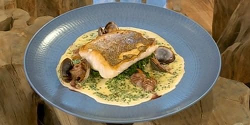 Roast-hake-cockles-in-beef-sauce.jpg