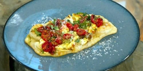 Roasted-cherry-tomatoes-with-baked-ricotta-and-pizzette-fritte.jpg