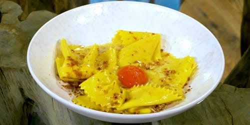 Silk-handkerchiefs-with-beurre-blanc-and-confit-egg-yolks.jpg