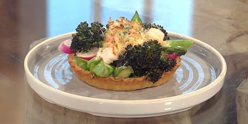 Spring-vegetable-and-prawn-thermidor-tart.jpg