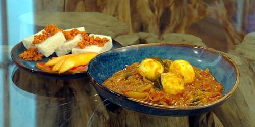 Sri-Lankan-style-breakfast.jpg