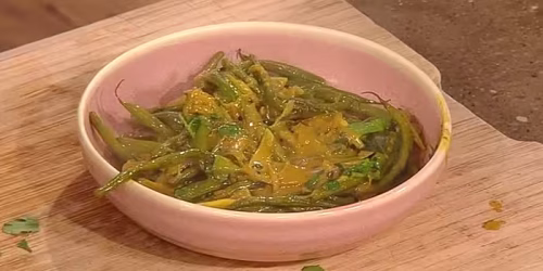 Sri-Lankan-style-green-bean-curry.avif